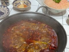 -旧街市鲜货老火锅(大光路店)