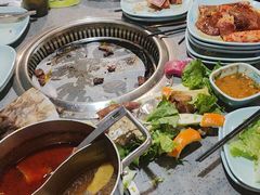 -金滏山烤肉·海鲜·火锅自助餐厅(襄阳万达店)