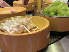 -龍歌自助小火锅(市南金茂湾店)