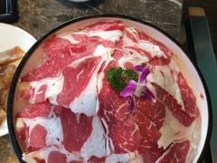 -三人行骨头王火锅(长寿店)