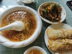 -知一馨香熏肉大饼(抚顺石化大学店)