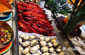 Steamed Fresh Seafood