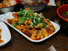 -爆炸头阿姨小四川正宗川味小吃(无任何分店)