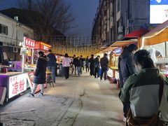 -南湖公园地摊集市