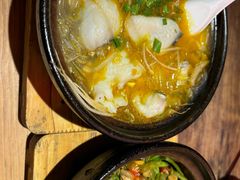 -有红鸡毛店·砂锅菜(抚琴夜市店)