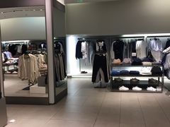 -ZARA(凯德乐峰广场店)