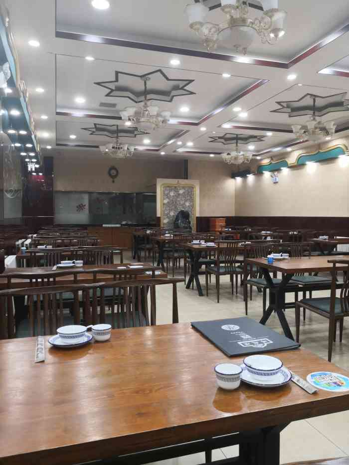 鸿起顺饭庄(食品街总店)-"第一次来这家,亲戚请客不方便照菜,中午去.