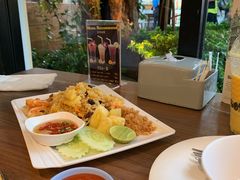 -The Dishes Seafood & Restaurant