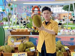 -世纪金源购物中心