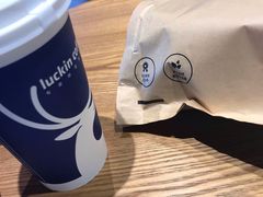 -luckincoffee瑞幸咖啡(香港名店街店)