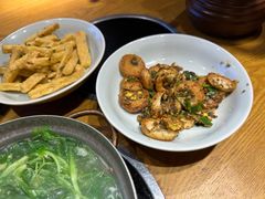 -吃饭皇帝大(长宁龙之梦店)