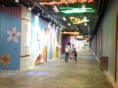 -融创茂-停车场