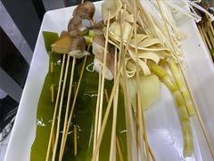 -俭让佬妈现卤串串(温江总店)