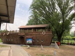 -北京麋鹿生态实验中心