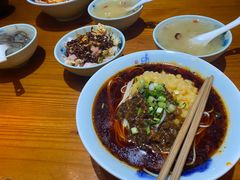 -兵哥豌豆面(雅颂居店)