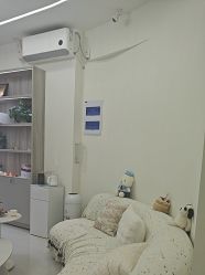 -苗方清颜专业祛痘·皮肤管理