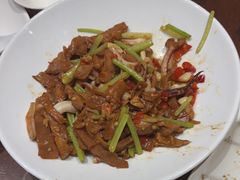 -赶海部落海鲜城(海阳路店)