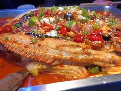 -鸣记脆皮烤鱼·海鲜烤鱼(三八广场店)