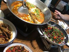 -胡胖子有点味·湘鄂菜(花桥中百仓储店)