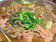 -谢老五跷脚牛肉·非遗传承店