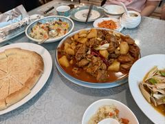-汗腾格里·风味餐厅(新疆驻京办店)