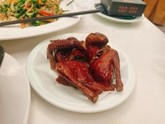 五谷芳红烧乳鸽-五谷芳乳鸽王(梅沙老店)