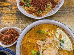 -金家小金碗云南过桥米线