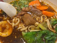 -康师傅私房牛肉面(申虹店)