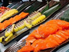 三文鱼-钱小奴海鲜自助黑金店(杭州滨江龙湖店)