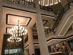-浅深(世茂滨江精品店)