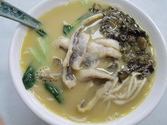 招牌黄鱼面-明呈黄鱼面馆(斜土路店)
