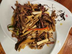 什锦山野菜-小厨子私房菜·云南美食店