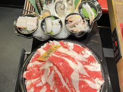 -一绪に和牛寿喜烧(罗湖益田假日店)