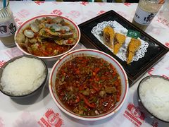 -堂瓦里·33年传统赣菜(第一街区店)