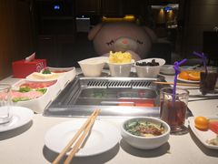 -海底捞火锅鲜切牛肉主题店(长寿路店)