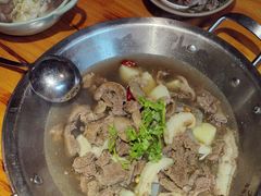 -大众跷脚牛肉馆·非遗传承单位(峨眉山店)