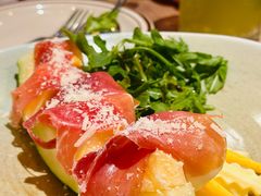 -玛格萝妮比萨屋(四平店)
