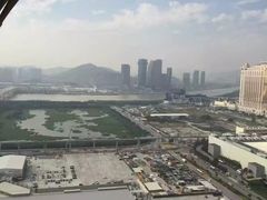 -影汇之星8字形摩天轮