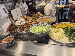 -Pier 21 (Terminal 21 Asok)