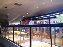 面包甜点陈列柜-LELECHA乐乐茶(上海五角场万达广场店)