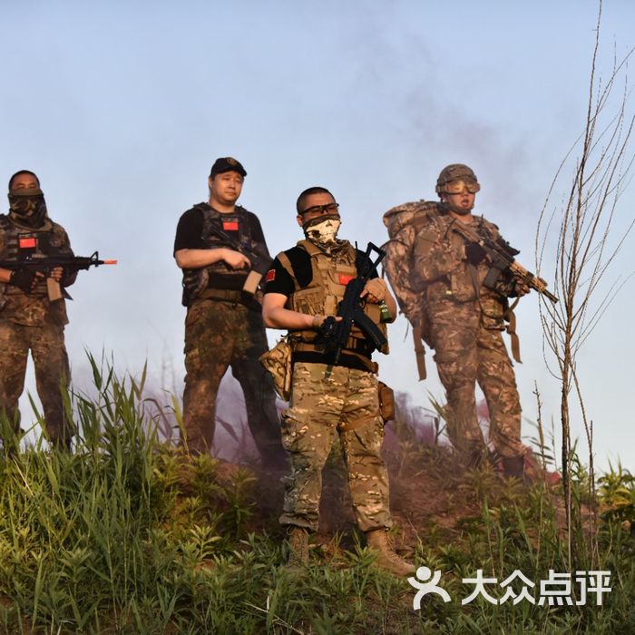 狼魂真人cs激光水弹俱乐部