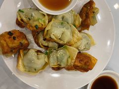生煎馄饨-小实惠嘉(威海路店)