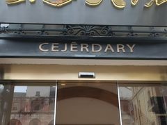 -蟹家大院(外滩店)