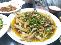 -独一佳老胡湘菜馆(矿山路店)