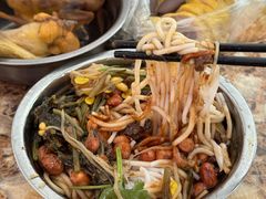 -灵山卢梅燕粉店
