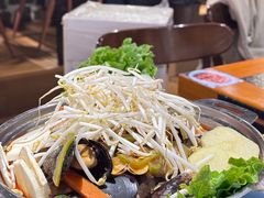 -军硕烤肉·部队火锅(二七万达店)