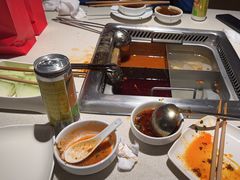 -海底捞火锅鲜切牛肉主题店(长寿路店)