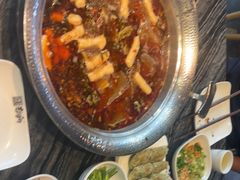 -老船舫·现做活鲜鱼馆(东郊记忆店)