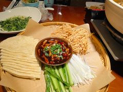 -魏铭鱼头捞饭(嘉善店)