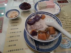 -广信牛奶甜品世家(台东店)